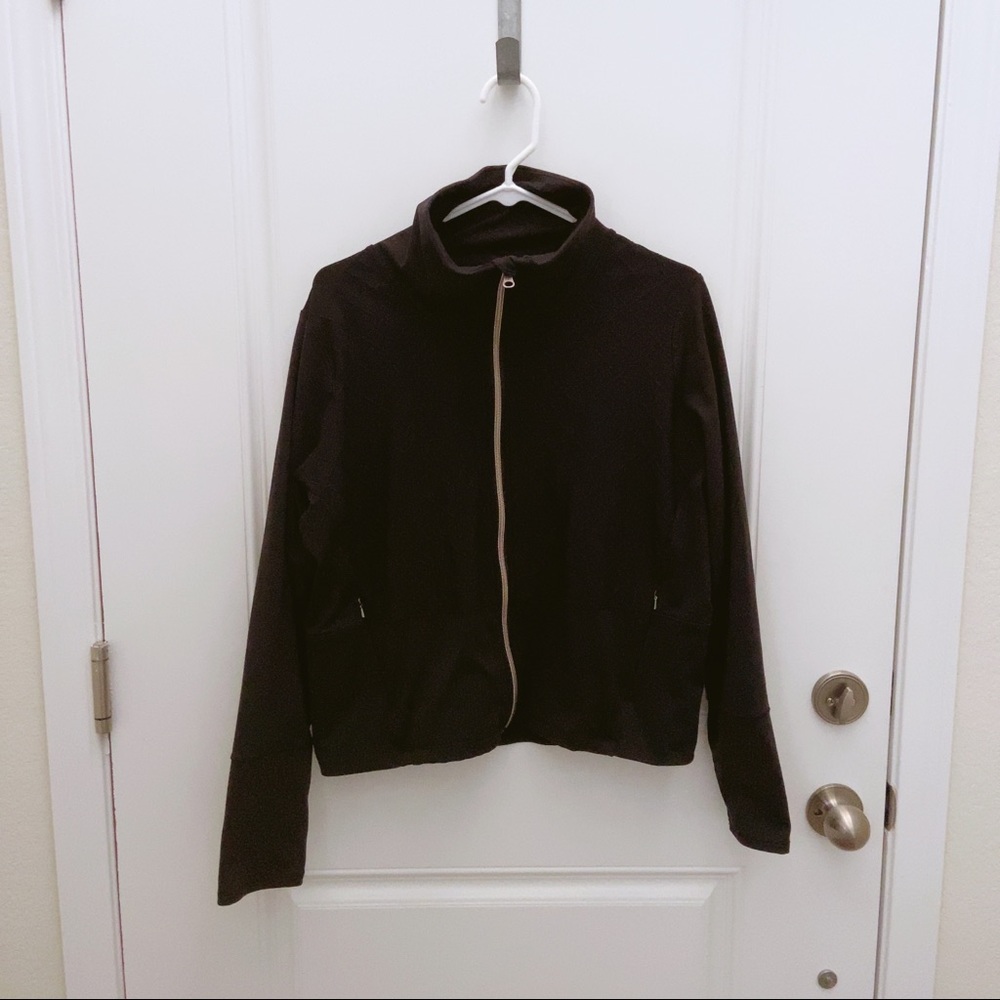 Calia by Carrie Underwood black, long sleeve track jacket size large.